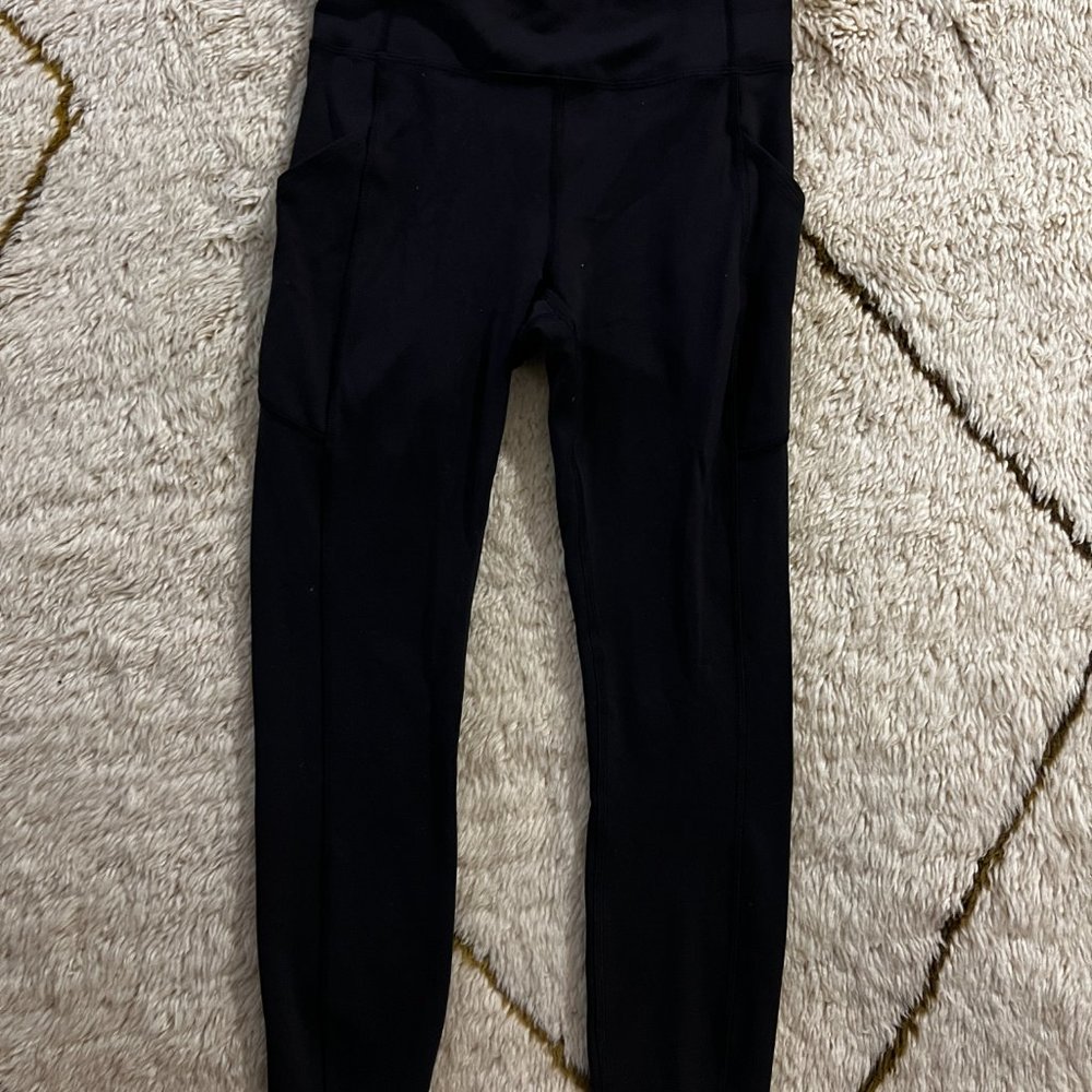 Lululemon Invigorate High-Rise Tight 25", Size 6